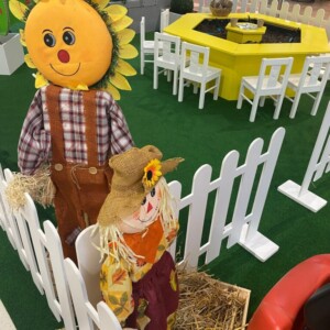 Events: King Cross 2023, Mini Farm 4