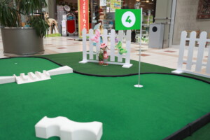 Eventi: King Cross 2023, Mini golf 7