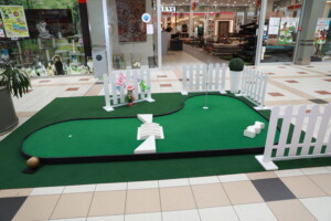 Eventi: King Cross 2023, Mini golf 6