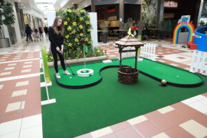 Eventi: King Cross 2023, Mini golf 1